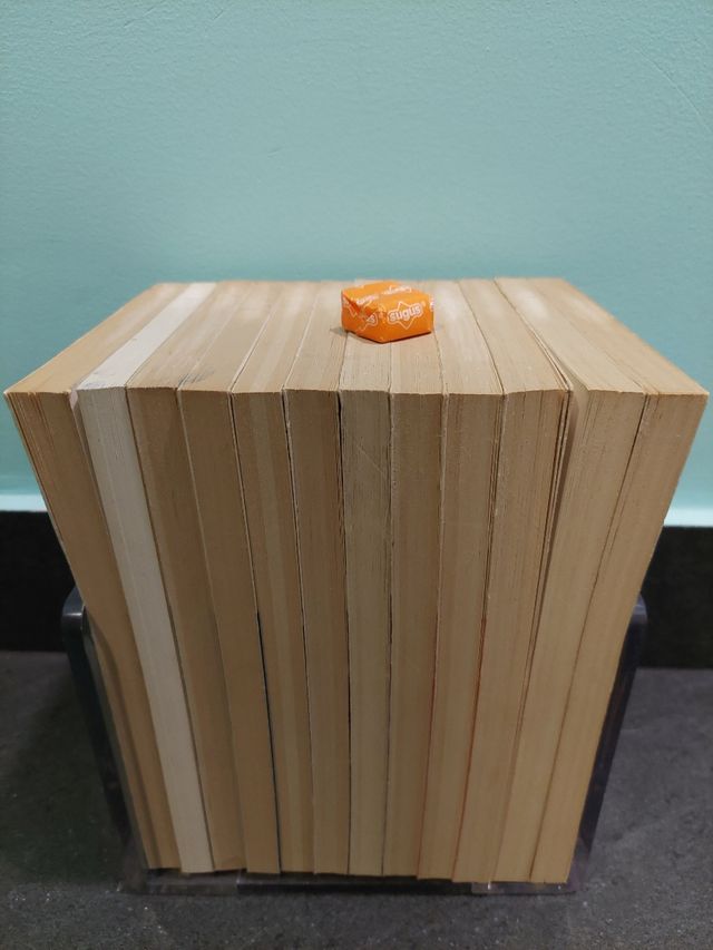 Diccionario "minilarousse "+soporte de metacrilato