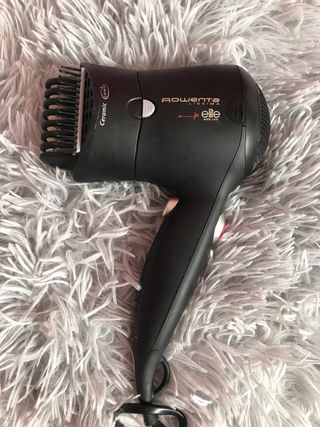 Secador alisadle ceramic ioníc rowenta lissima de segunda mano por 40 EUR  en Valladolid en WALLAPOP