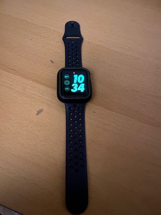 Apple watch s3 nike 42mm de segunda mano por 95 EUR en Barcelona en WALLAPOP