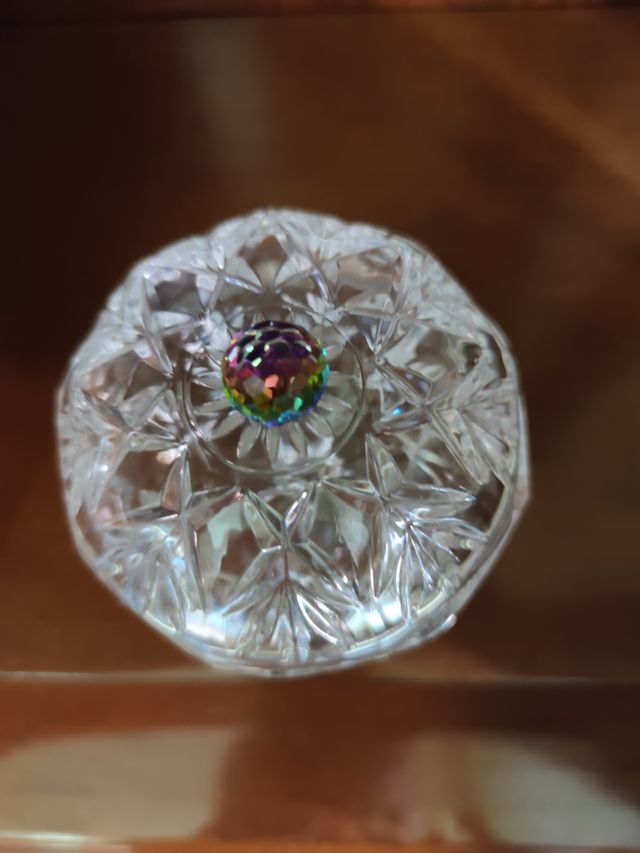 Bombonera cristal tallado, precioso regalo