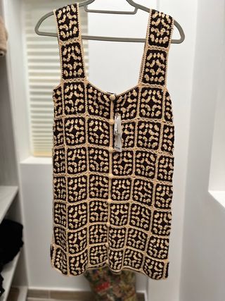 Vestido crochet Zara de segunda mano por 29 EUR en Cuevas Caidas en WALLAPOP