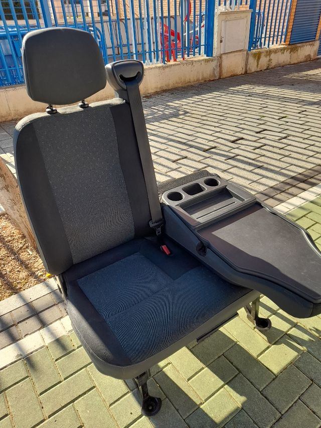 Asiento doble copiloto movano master nissan 2017