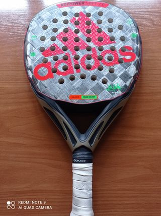 Pala pádel Ale Galán 2019 de segunda mano por 40 EUR en Madrid en WALLAPOP