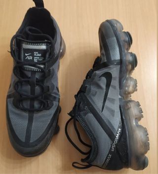 Zapatillas Nike Vapormax talla 39 de segunda mano por 50 EUR en Alicante en  WALLAPOP