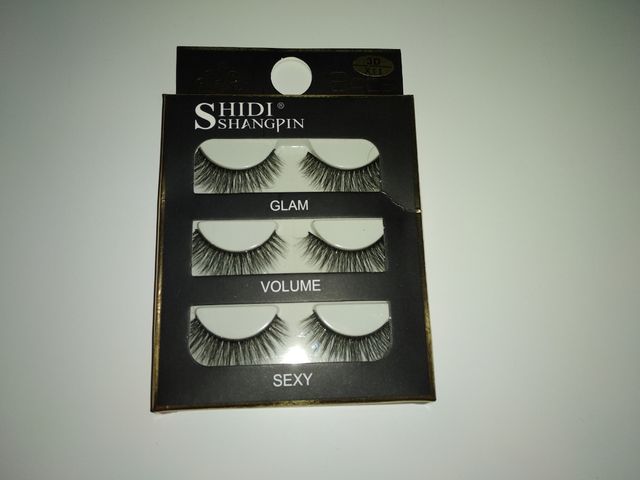 pestañas echas a mano. 3 pares nuevos