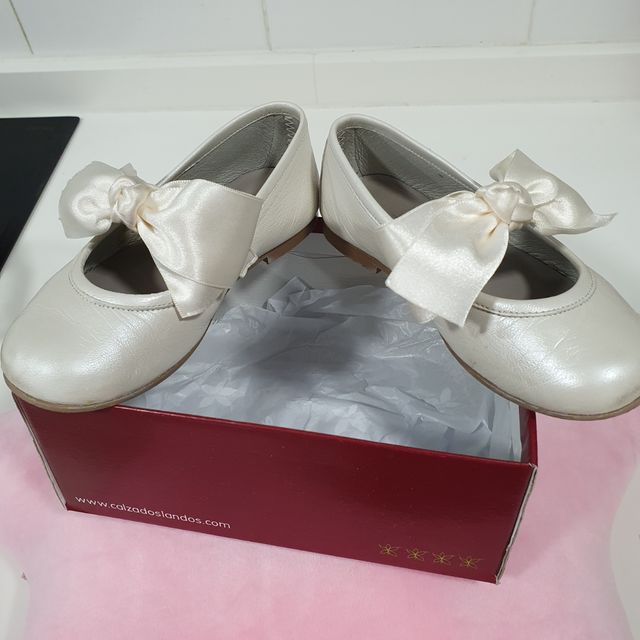 Preciosos zapatos Piel niña