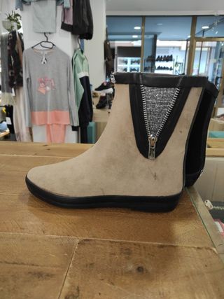 Botas goma katiuskas nuevas de segunda mano por 24,9 EUR en Móstoles en  WALLAPOP