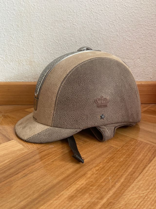 CASCO DA EQUITAZIONE