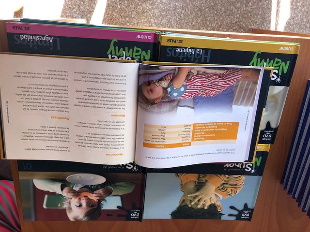 Coleccion EL MANUAL DE SUPER NANNY libros + Dvds