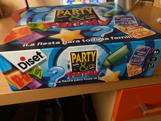 Juego de mesa Party& Family
