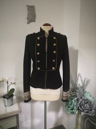 chaqueta tipo casaca