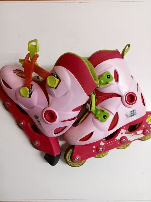 Patines de línea marca Oxelo.