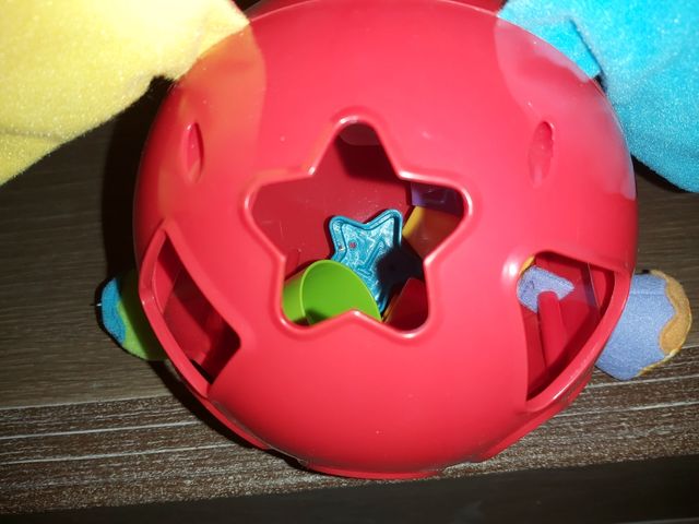 Juego con forma de elefante. Playgro