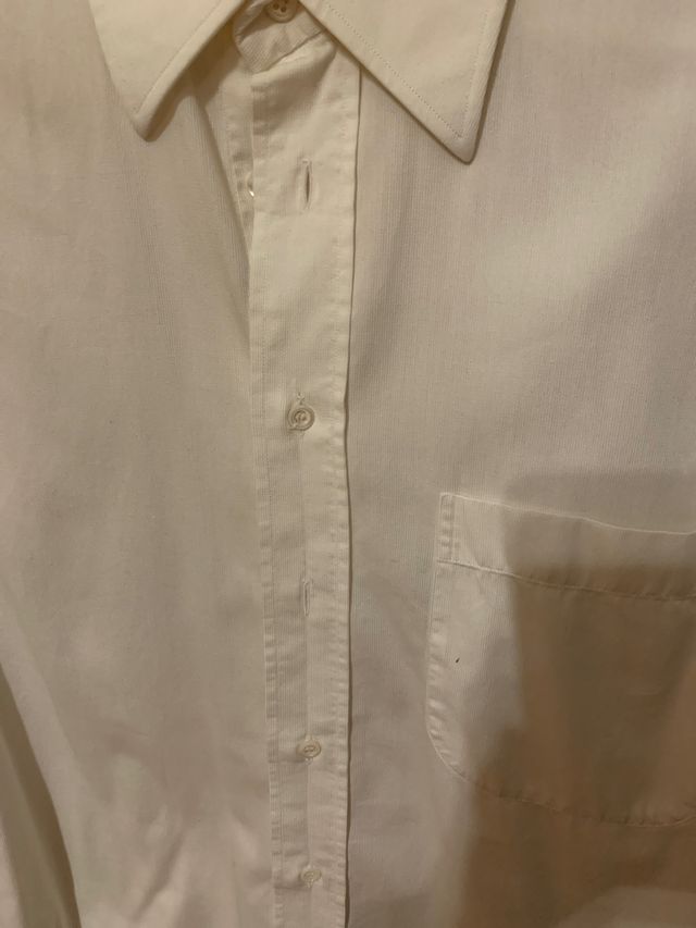 Camisa chico HUGO BOSS, talla 38.