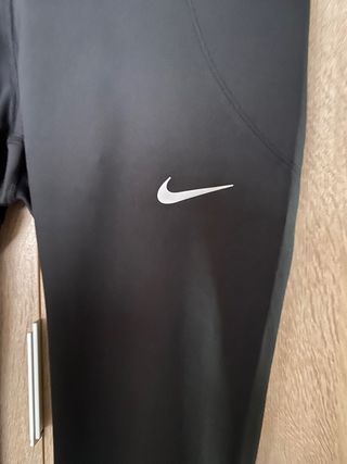 Mallas piratas mujer. de segunda mano por 34 EUR en Talavera de la Reina en  WALLAPOP
