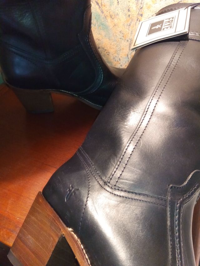 Botas Frye Jane color negro, talla 41