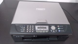 Scanner y impresora brother. MFC-215C 