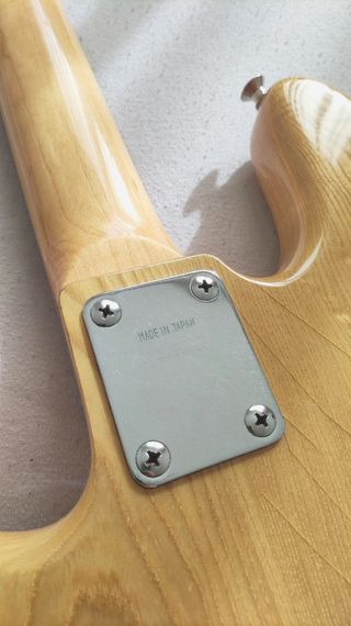 Bajo eléctrico Suzuki 1970s de segunda mano por 635 EUR en Valencia en  WALLAPOP