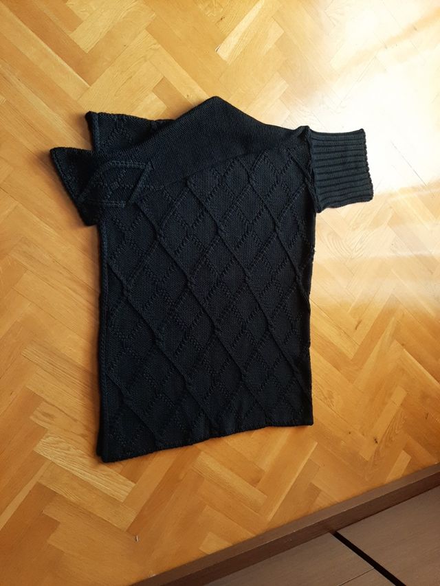 Poncho da donna a collo alto