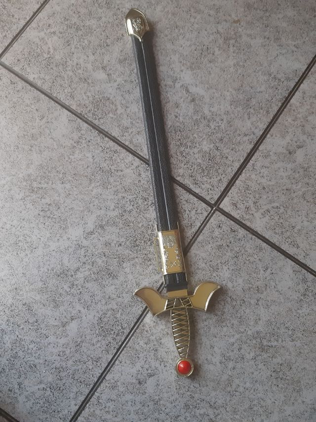 Espada para disfraz de niño
