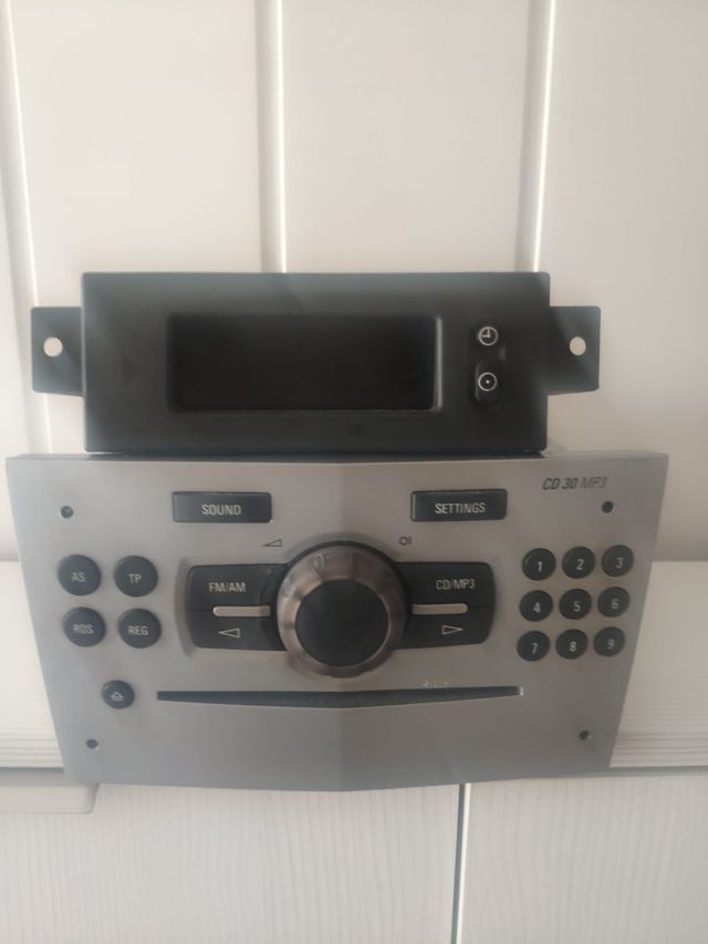 Radio y pantalla de Opel Corsa D
