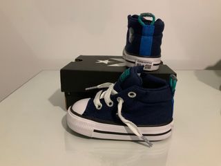 Converse all star originales bebé de segunda mano por 20 EUR en Valladolid  en WALLAPOP