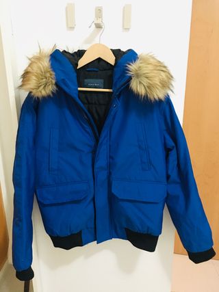 Cazadora, plumífero HOMBRE ZARA. de segunda mano por 40 EUR en Valencia en  WALLAPOP