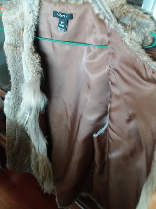 Chaleco piel de conejo de segunda mano por 45 EUR en Sevilla en WALLAPOP