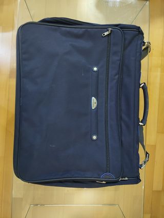Portatrajes Samsonite de segunda mano por 25 EUR en Alicante en WALLAPOP