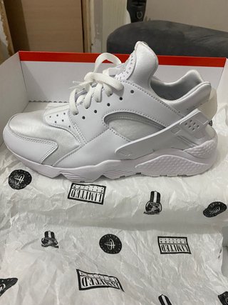 Nike Huarache. de segunda mano por 95 EUR en Cerdanyola del Vallès en  WALLAPOP