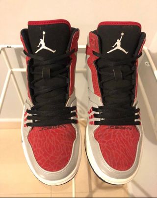 Bambas Nike Air Jordan 1 Flight talla 40 de segunda mano por 95 EUR en  Igualada en WALLAPOP