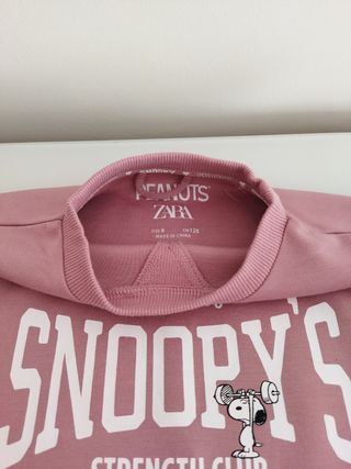 Sudadera Snoopy zara de segunda mano por 5 EUR en La Virgen del Camino en  WALLAPOP