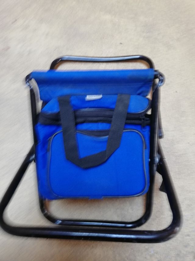 silla de pesca pequeñita de niños