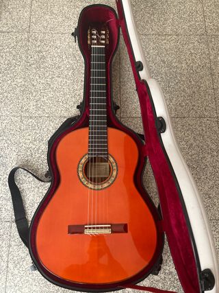 Guitarra Hermanos Conde Atocha de Primera flamenca de segunda mano por  4.200 EUR en Don Benito en WALLAPOP