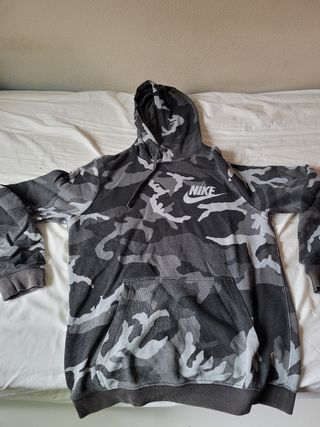 Sudadera para Entrenamiento Nike Dri-FIT Get Fit Camuflaje de Mujeres |  Innovasport