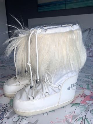 Botas apreski mujer blancas marca North Ice de segunda mano por 55 EUR en  Bilbao en WALLAPOP