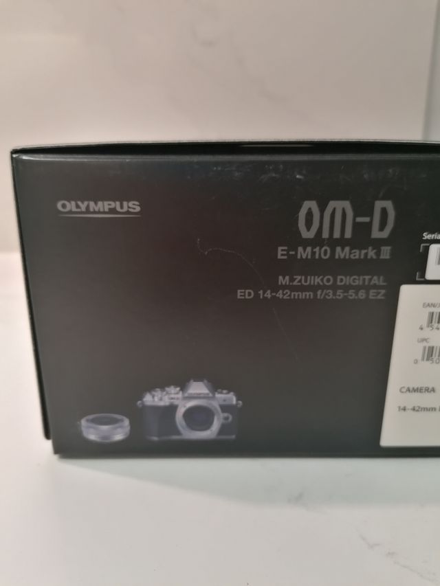 Objetivo Leica 25/ 1.4 + OM-D E-M10 Mark III 