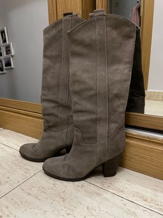 Botas piel Massimo Dutti de segunda mano por 10 EUR en San Sebastián de Los  Reyes en WALLAPOP
