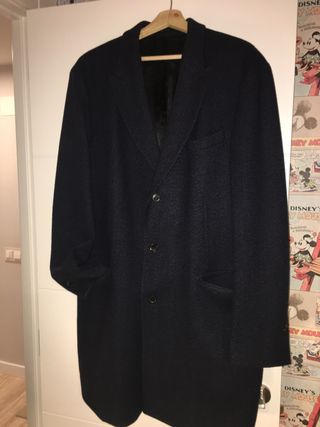 Abrigo hombre azul marino Massimo Dutti de segunda mano por 50 EUR en  Logroño en WALLAPOP