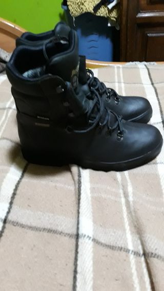 botas bestard canada ii