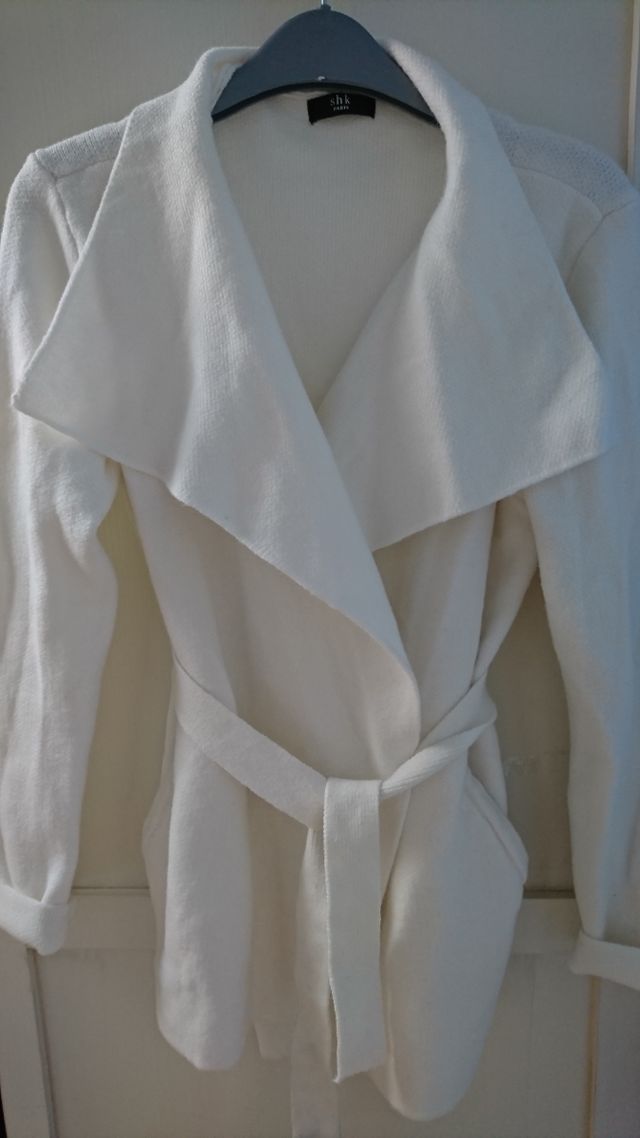 Chaqueta de punto con cinturón