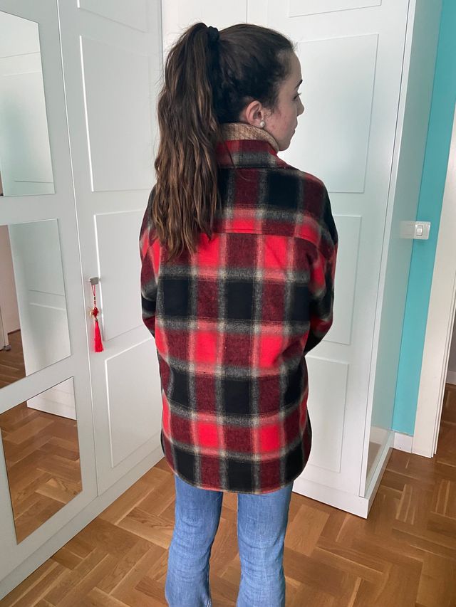 Chaqueta forrada , sobrecamisa chica!!!