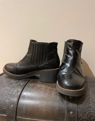 Botines Caliope en serraje camel – Zapaterías Cortés