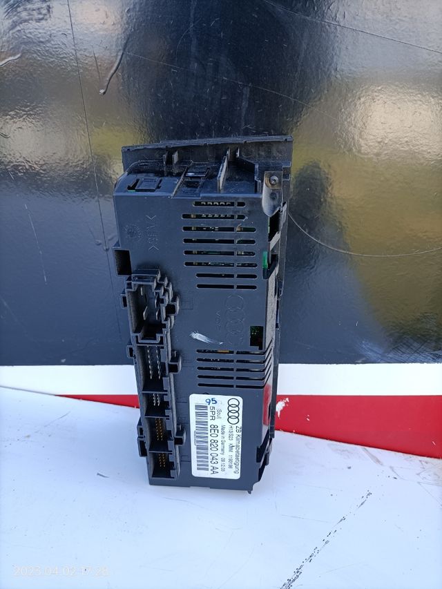 mando climatizador Audi A4