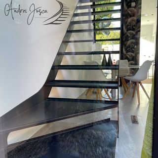 Escalera metálica