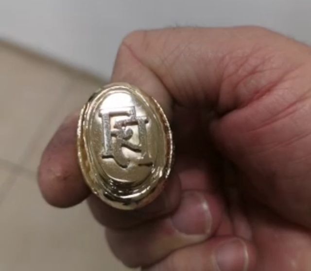 Diseñamos y fabricamos piezas en oro