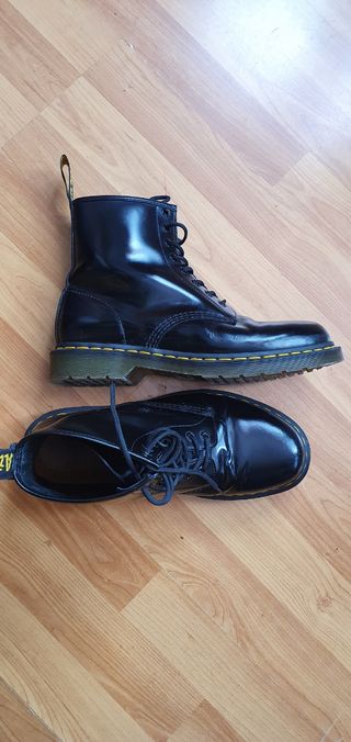dr martens 42