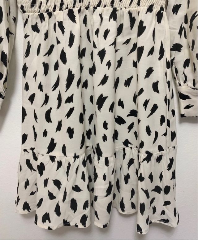 Vestido de Stradivarius