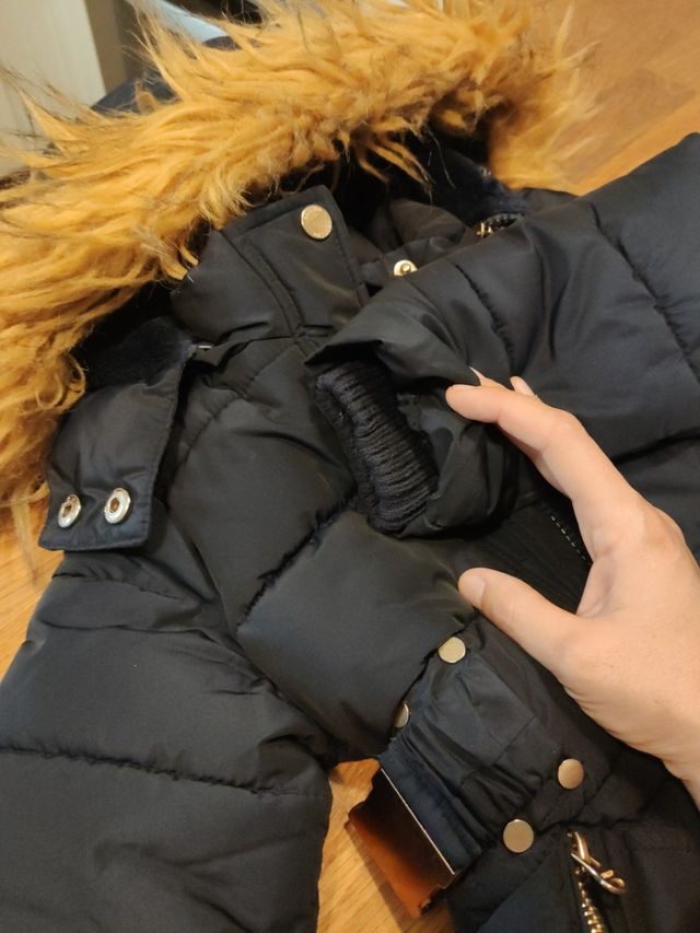 plumas abrigo talla 3 años.