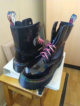 dr martens valencia